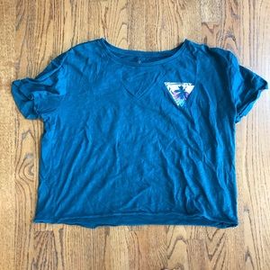 Teal cropped Volcom tee shirt